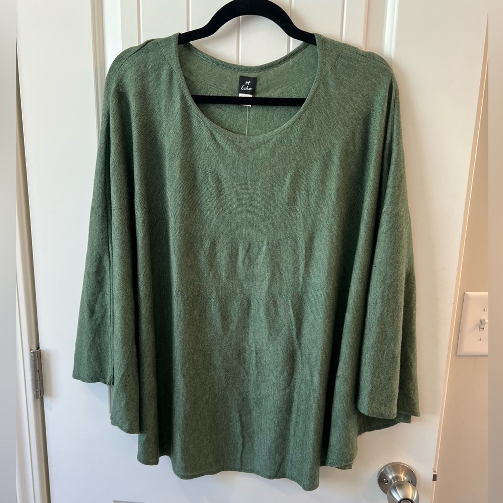 Echo Poncho‎ Cape Green NWT